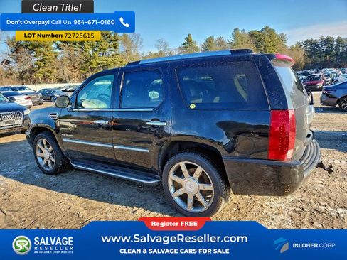 Used 2010 Cadillac Escalade AWD image 3