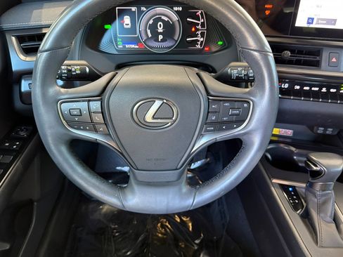 Used 2023 Lexus UX 250h F Sport w/ Accessory Package (Z2) FWD image 18