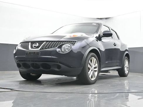 Used 2013 Nissan Juke SV FWD image 26
