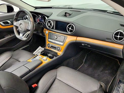 Used 2017 Mercedes-Benz SL 550 image 23