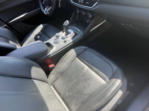 Used 2022 Alfa Romeo Stelvio Sprint AWD/4WD image 30