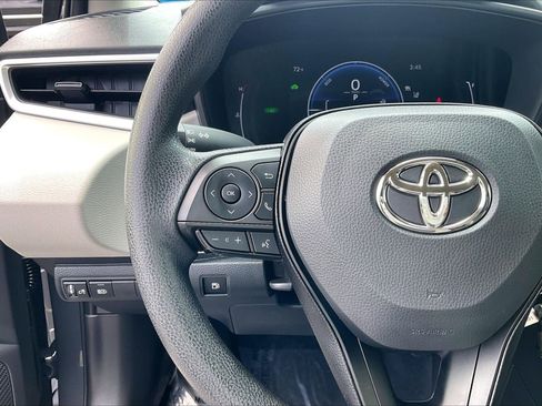Used 2026 Toyota Corolla LE w/ Carpet Mat Package (TMS) FWD image 16