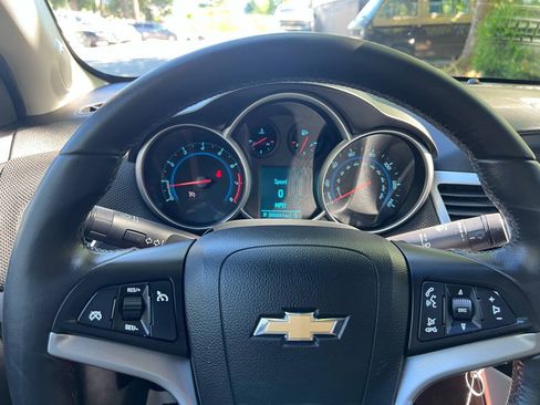 Used 2012 Chevrolet Cruze LT FWD image 16