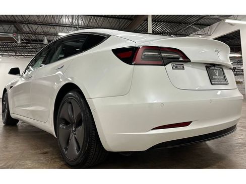 Used 2018 Tesla Model 3 Long Range RWD image 15