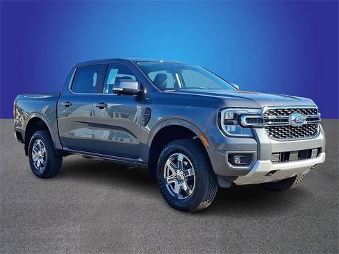 New 2025 Ford Ranger Lariat w/ FX4 Off-Road Package image 2