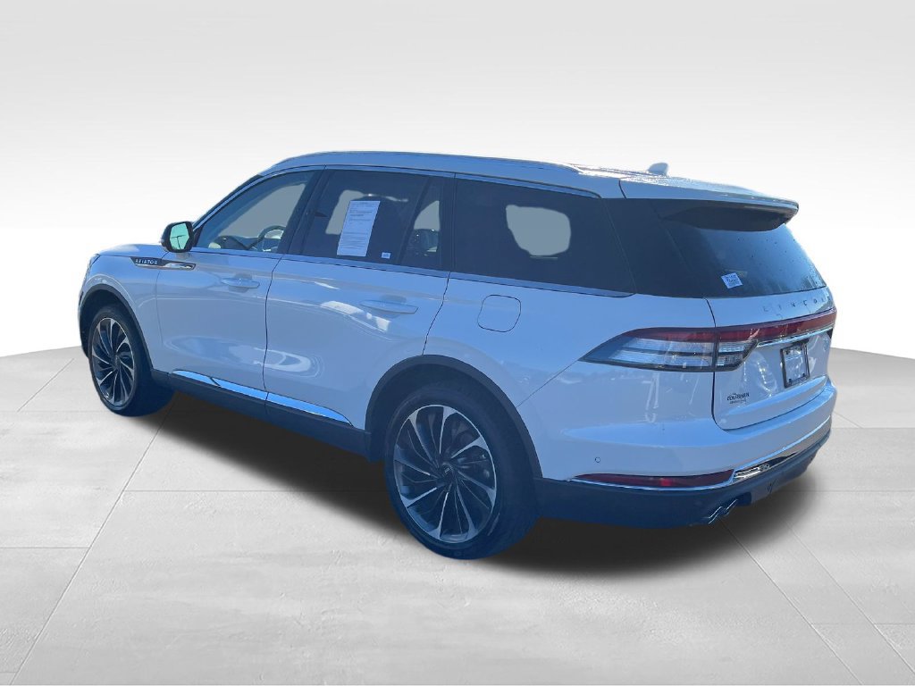 Used 2023 Lincoln Aviator Reserve w/ Equipment Group 201A AWD/4WD image 3