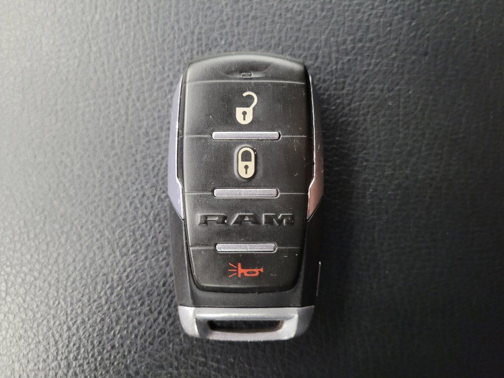 Used 2022 RAM 1500 Big Horn AWD/4WD image 32