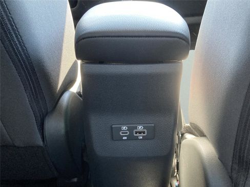 New 2026 Nissan Kicks SV w/ Illumination Package image 27