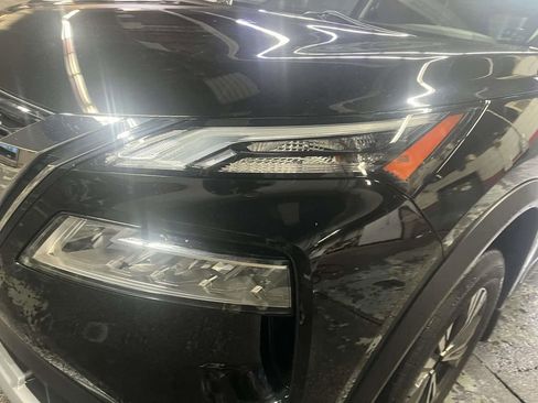 Used 2023 Nissan Rogue SV AWD/4WD image 8