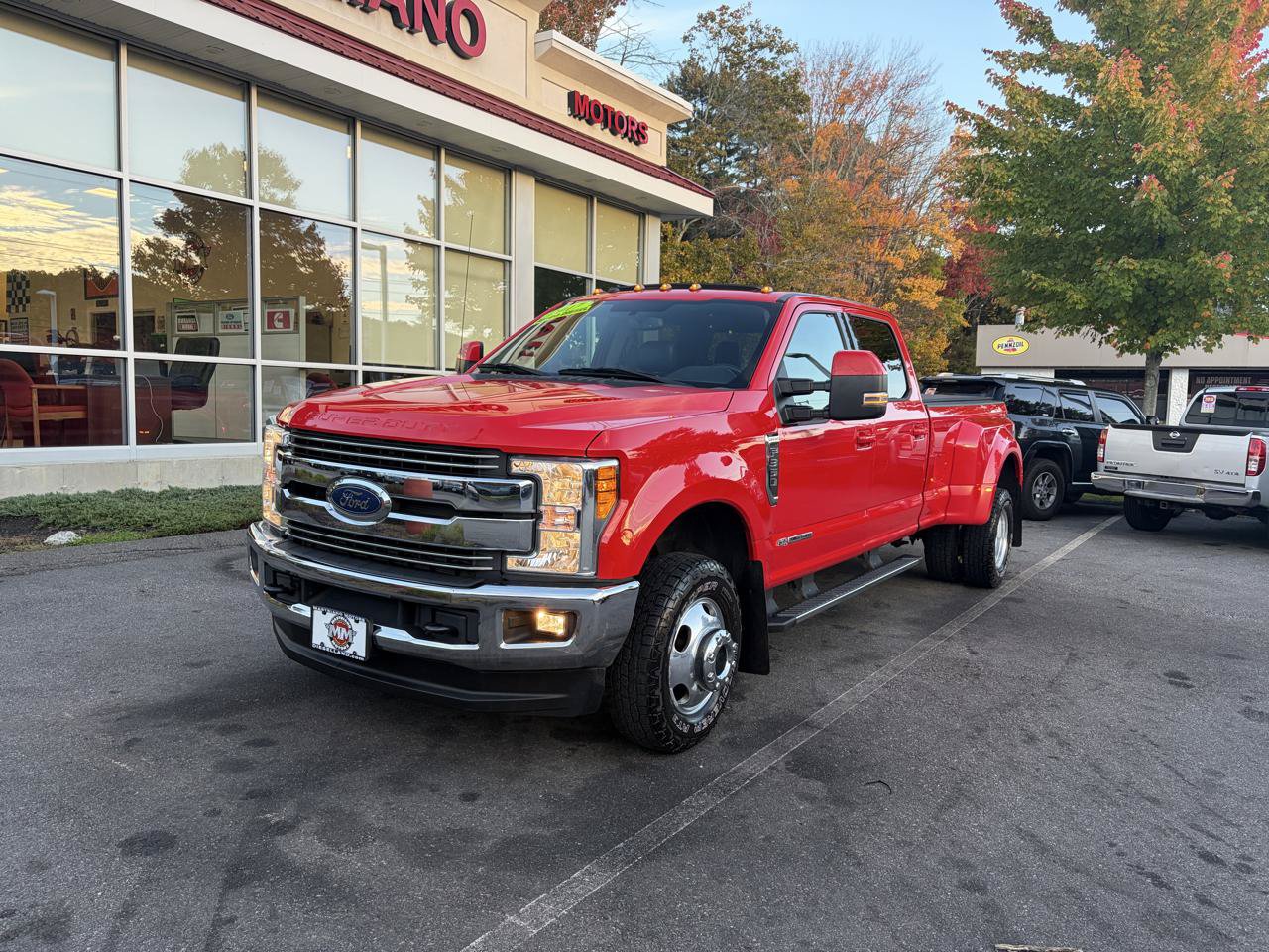 Used 2017 Ford F350 Lariat w/ Lariat Value Package AWD/4WD image 2