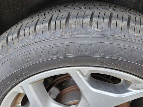 Used 2018 Subaru Forester 2.5i Touring w/ Popular Package #3B image 4