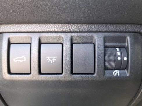 Certified 2025 Subaru Ascent Bronze Edition AWD/4WD image 25