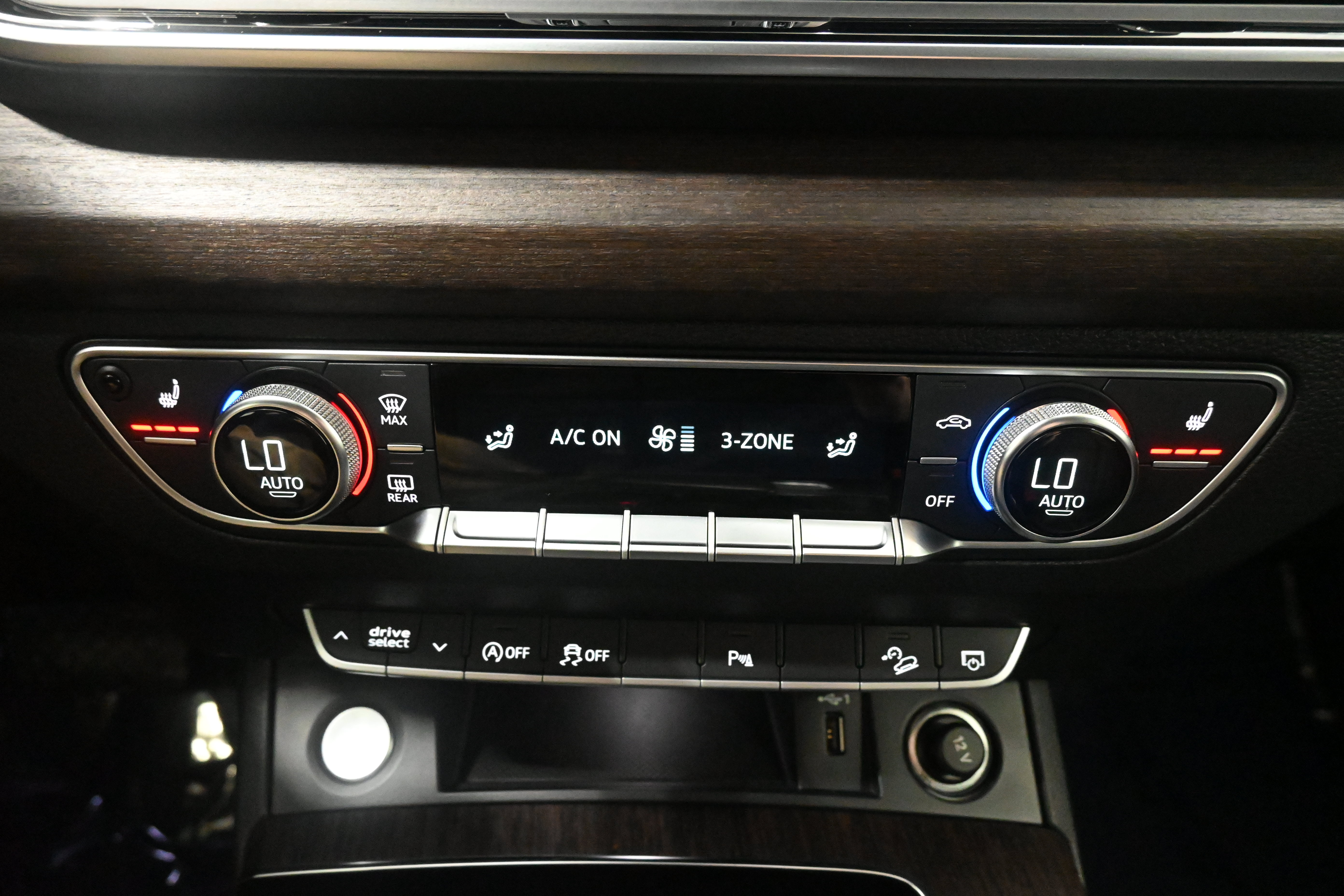 Used 2021 Audi Q5 2.0T Premium w/ Convenience Package AWD/4WD image 14