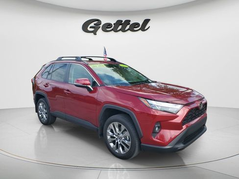 Used 2025 Toyota RAV4 XLE Premium FWD image 1
