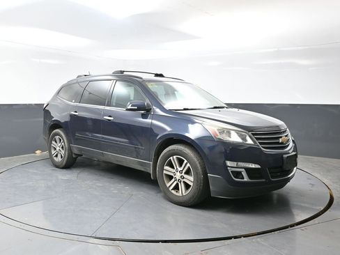 Used 2016 Chevrolet Traverse LT AWD/4WD image 3