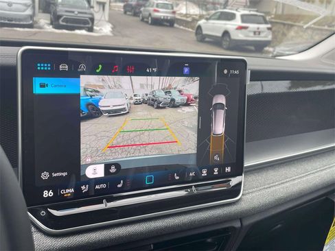 New 2026 Volkswagen Tiguan SE R-Line image 25