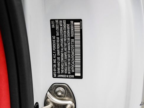 Used 2021 Porsche 911 Carrera 4 image 93