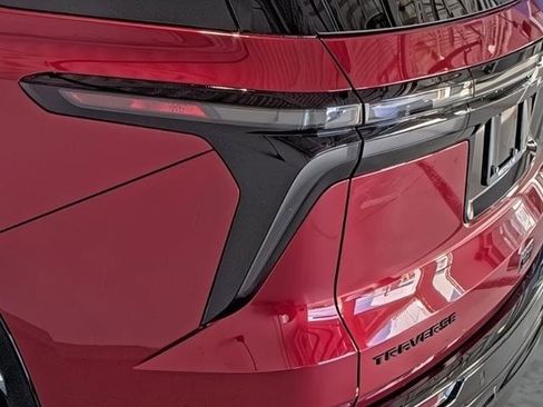 New 2026 Chevrolet Traverse RS w/ LPO, Floor Liner Package image 10