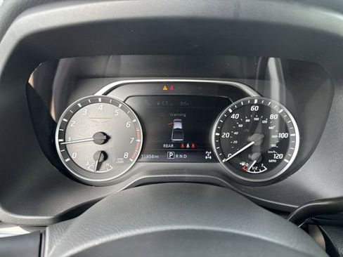 Used 2023 Nissan Titan SV w/ SV Convenience Package AWD/4WD image 19