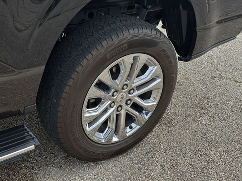 Used 2024 Ford F150 King Ranch w/ FX4 Off-Road Package image 10