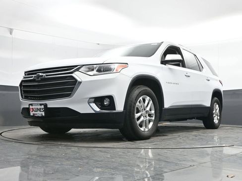 Used 2020 Chevrolet Traverse LT w/ LPO, Floor Liner Package image 27