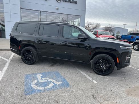 New 2026 Jeep Grand Wagoneer Limited image 40