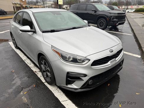 Used 2020 Kia Forte LXS image 3