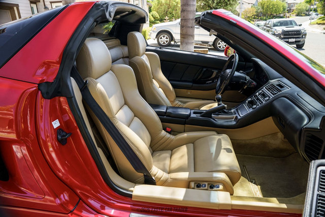 Used 2004 Acura NSX T RWD image 57