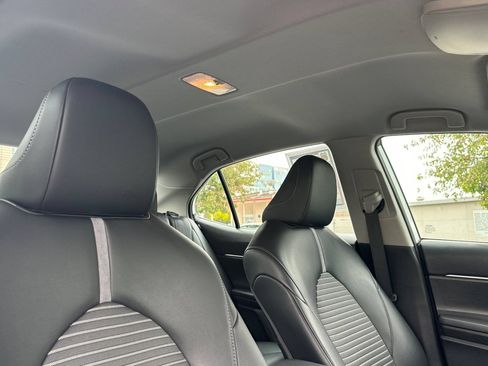 Used 2024 Toyota Camry SE FWD image 17