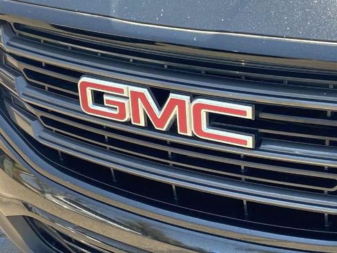 Used 2021 GMC Terrain SLT w/ Infotainment Package II FWD image 27