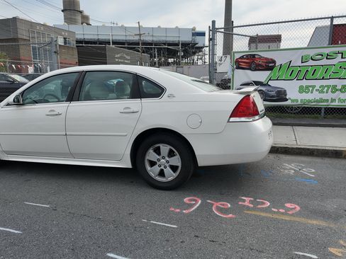 Used 2009 Chevrolet Impala LT image 6