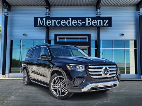 New 2026 Mercedes-Benz GLS 450 4MATIC image 1
