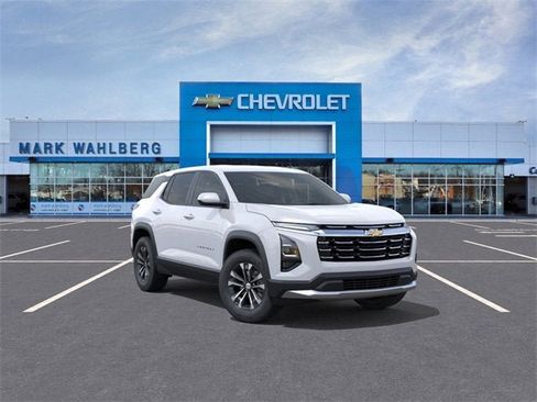 New 2026 Chevrolet Equinox LT w/ Convenience Package II image 1