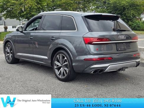 Used 2021 Audi SQ7 Premium Plus w/ Driver Assistance Package AWD/4WD image 4