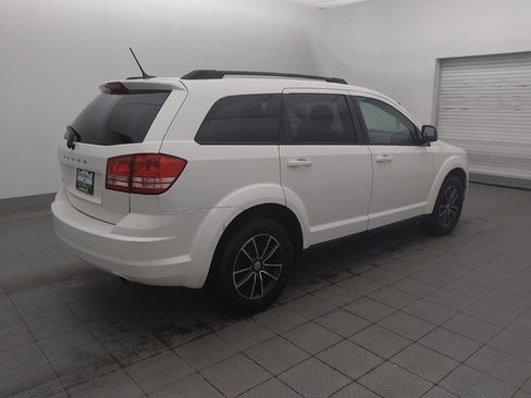 Used 2017 Dodge Journey SE w/ Flexible Seating Group FWD image 10