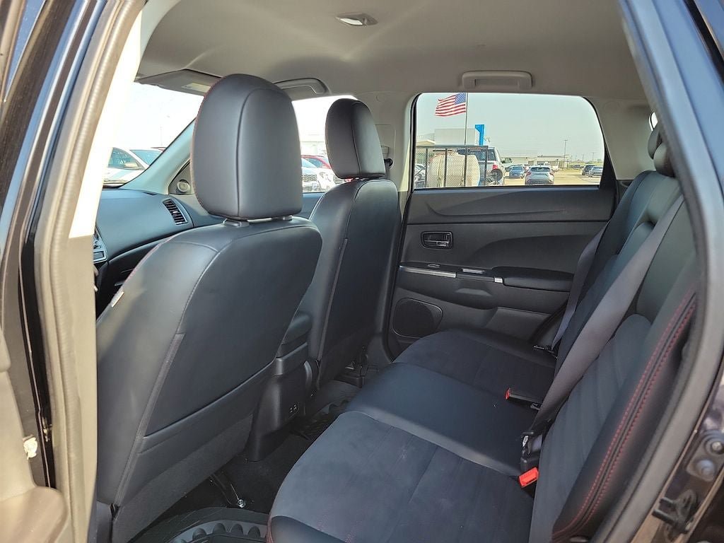 Used 2024 Mitsubishi Outlander Sport SE AWD/4WD image 9