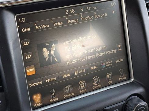 Used 2017 Jeep Grand Cherokee Limited image 13