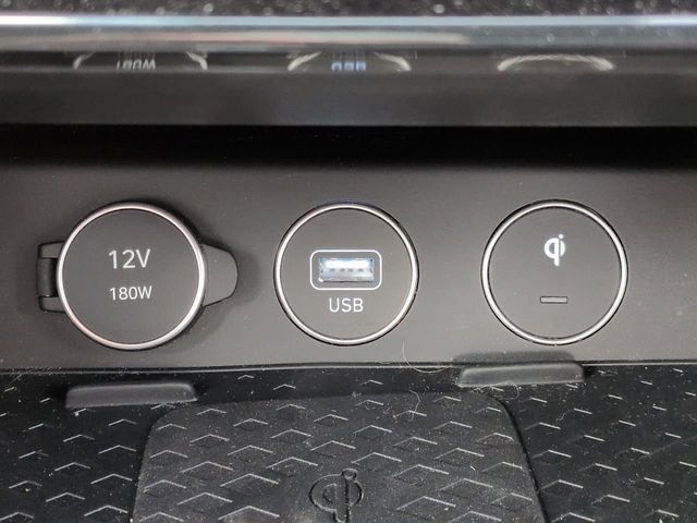 Used 2025 Genesis G70 3.3T Advanced AWD/4WD image 24