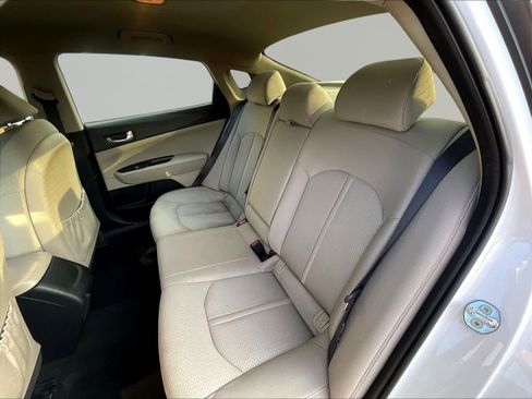 Used 2017 Kia Optima LX FWD image 21