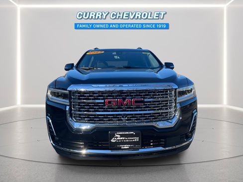 Used 2022 GMC Acadia Denali w/ Denali Ultimate Package image 3