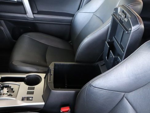 Used 2021 Toyota 4Runner Limited image 39