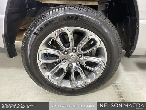 Used 2023 RAM 1500 Laramie AWD/4WD image 10