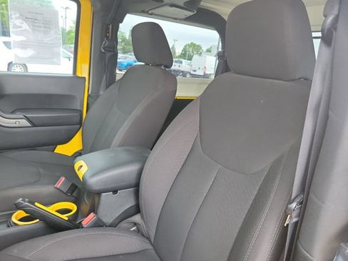 Used 2015 Jeep Wrangler Sport AWD/4WD image 6