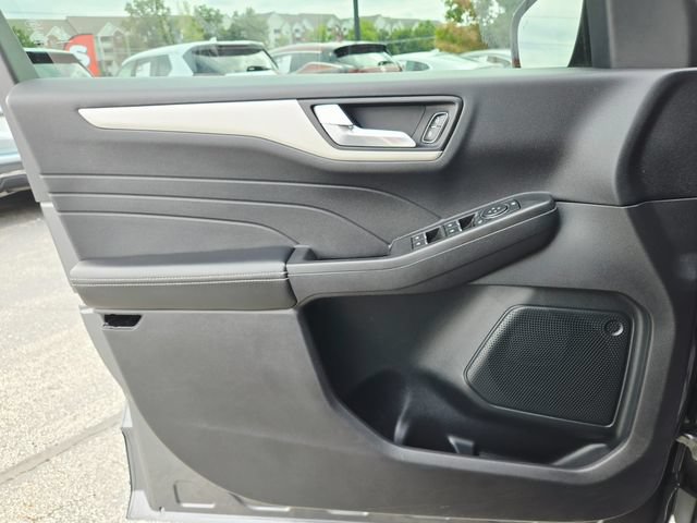 Used 2021 Ford Escape SEL AWD/4WD image 30