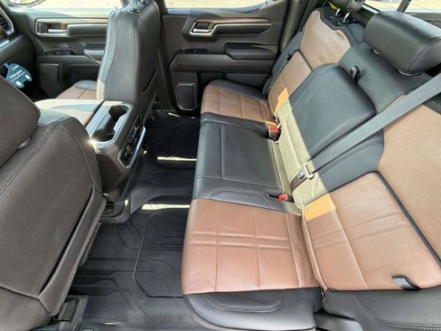 Certified 2023 Chevrolet Silverado 1500 High Country w/ High Country Premium Package image 4