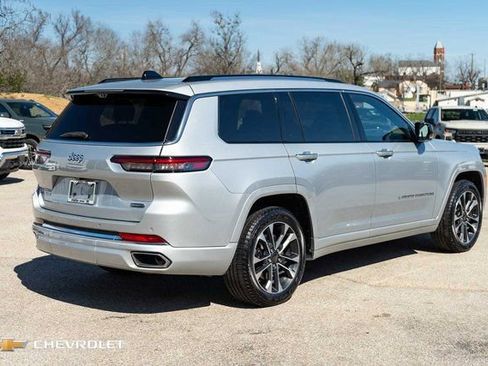 Used 2023 Jeep Grand Cherokee L Overland w/ Advanced Protech Group III image 6