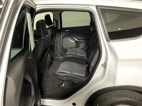 Used 2019 Ford Escape SE image 29