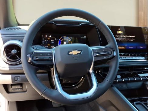 New 2026 Chevrolet Colorado LT w/ Advanced Trailering Package RWD image 3