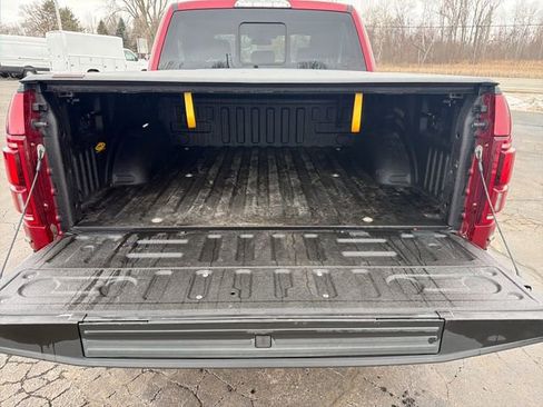 Used 2018 Ford F150 Raptor w/ Equipment Group 802A Luxury image 24