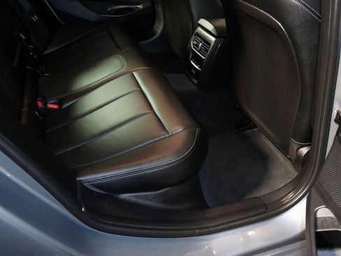 Used 2025 BMW 330i xDrive Sedan image 32